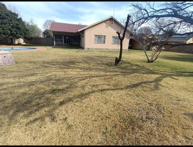 3 BEDROOM HOUSE FOR SALE IN VANDERBIJLPARK SE 1
